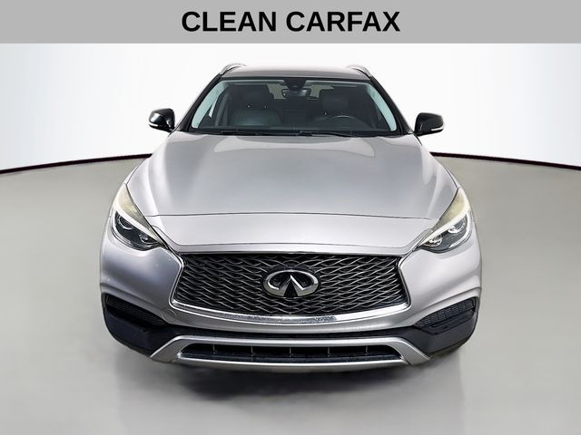 2017 INFINITI QX30 Luxury