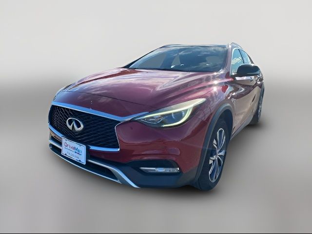 2017 INFINITI QX30 Premium