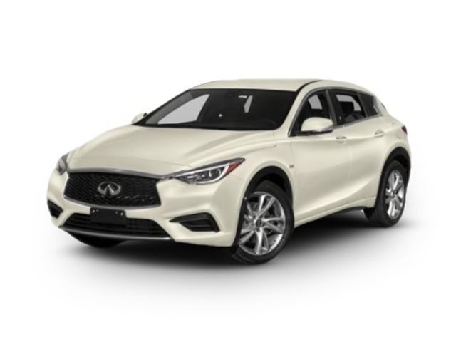 2017 INFINITI QX30 Premium