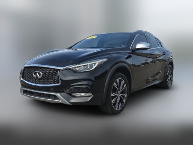 2017 INFINITI QX30 Premium