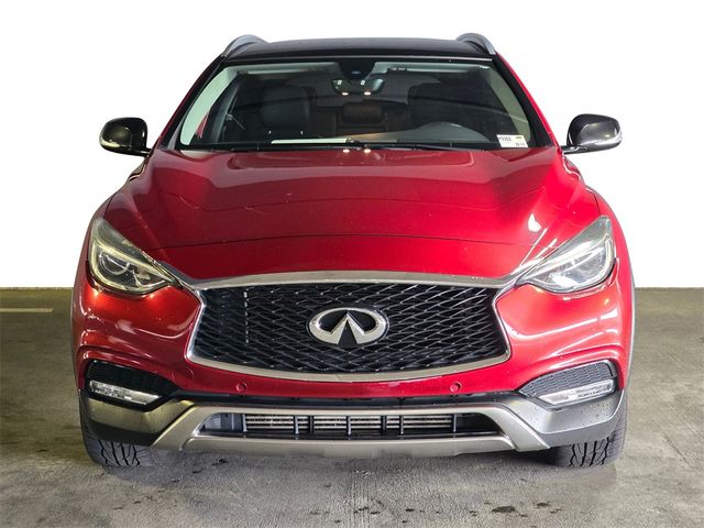 2017 INFINITI QX30 Premium