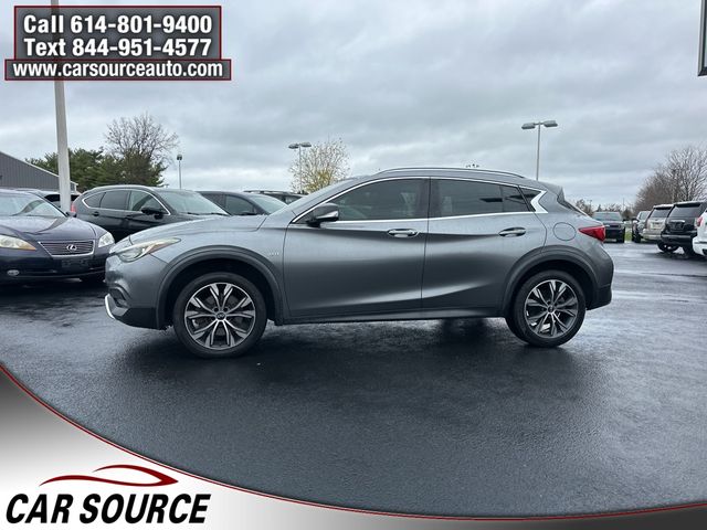 2017 INFINITI QX30 Premium