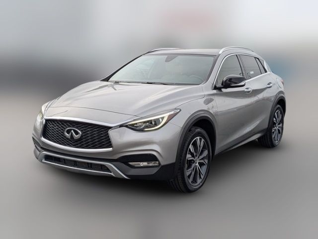 2017 INFINITI QX30 Premium