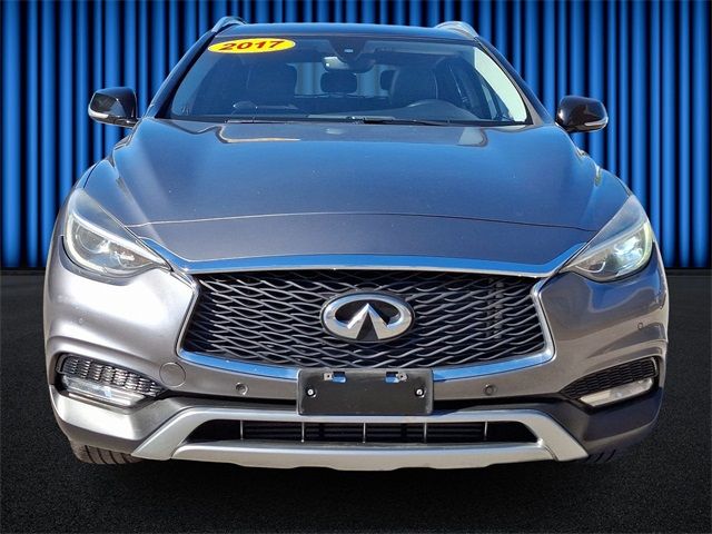 2017 INFINITI QX30 Premium