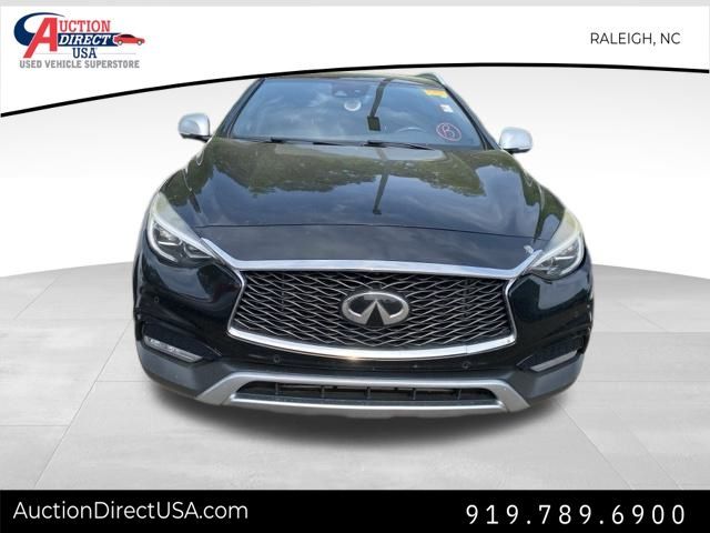 2017 INFINITI QX30 Premium