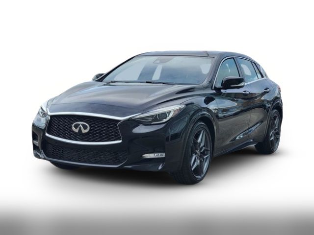 2017 INFINITI QX30 Sport