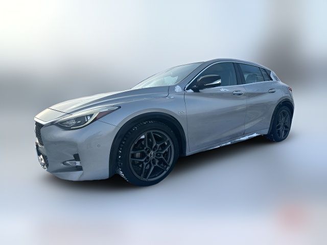 2017 INFINITI QX30 Sport