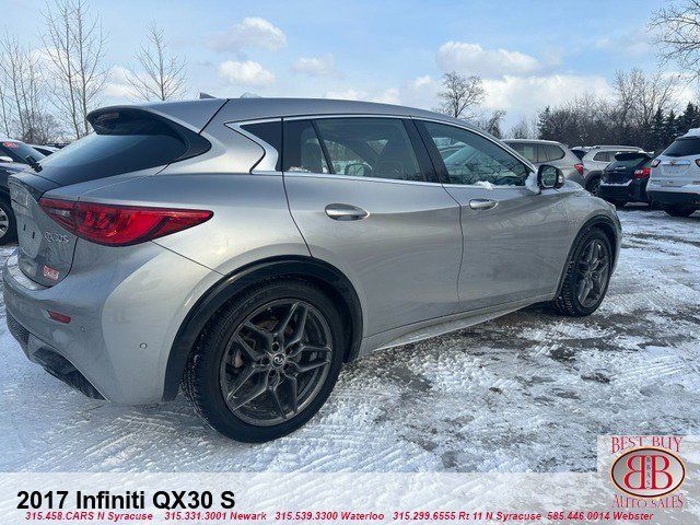 2017 INFINITI QX30 Sport