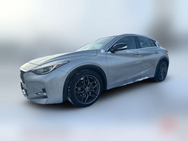 2017 INFINITI QX30 Sport