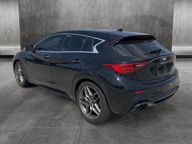 2017 INFINITI QX30 Sport