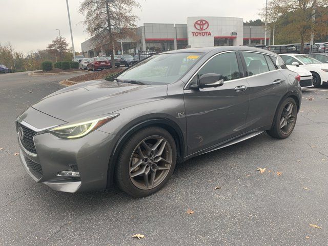 2017 INFINITI QX30 Sport