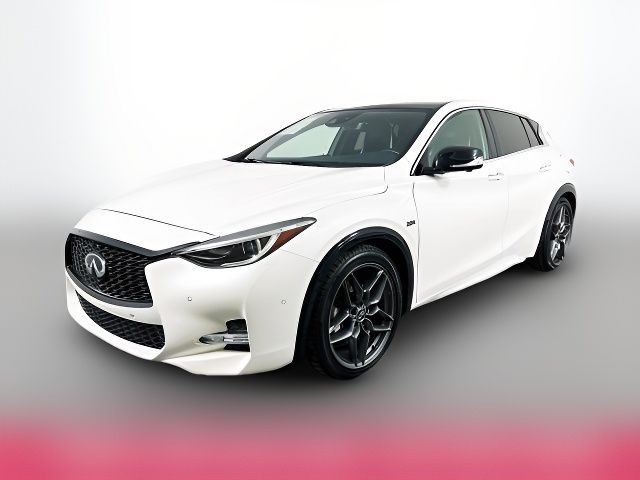 2017 INFINITI QX30 Sport