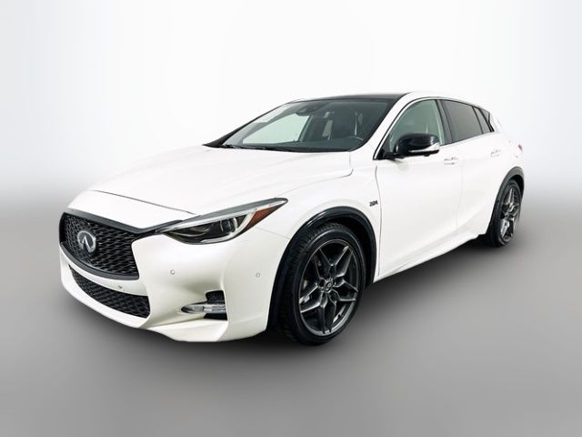 2017 INFINITI QX30 Sport