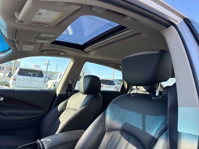 2017 INFINITI QX50 Base