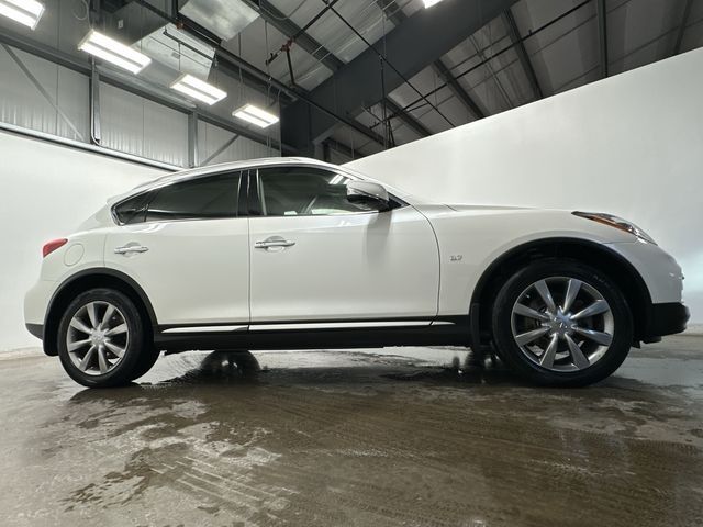 2017 INFINITI QX50 Base