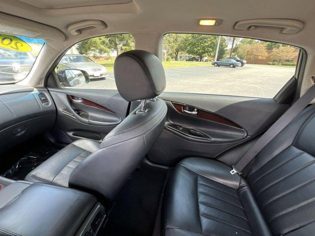 2017 INFINITI QX50 Base