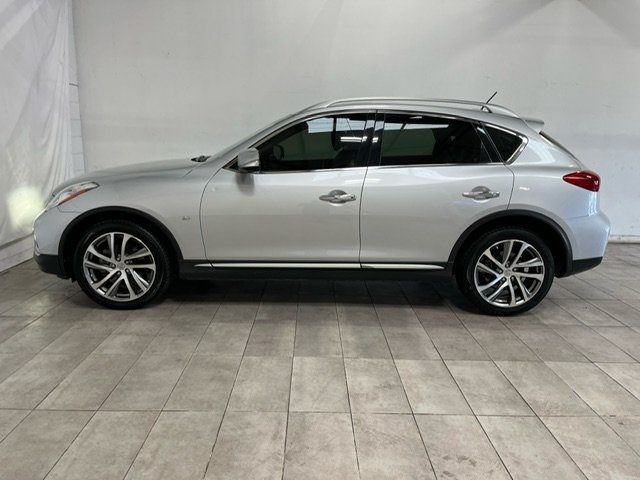 2017 INFINITI QX50 Base