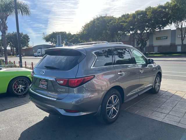 2017 INFINITI QX60 Base