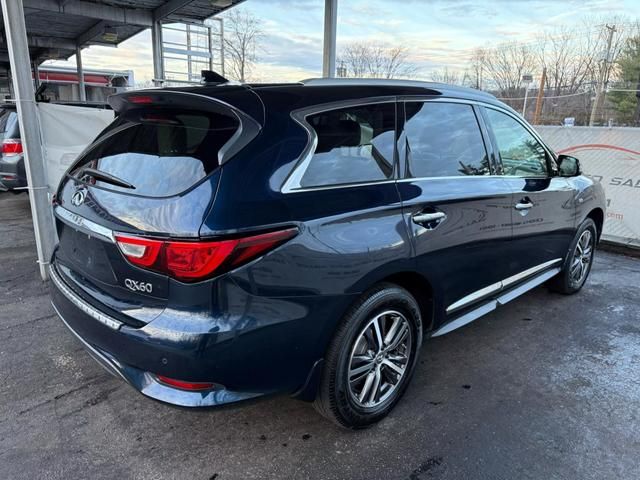 2017 INFINITI QX60 Base