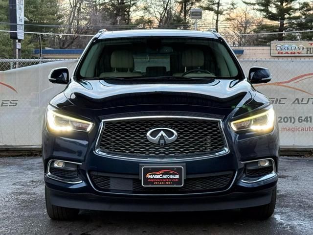 2017 INFINITI QX60 Base