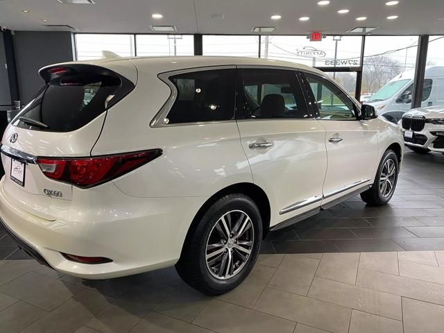 2017 INFINITI QX60 Base