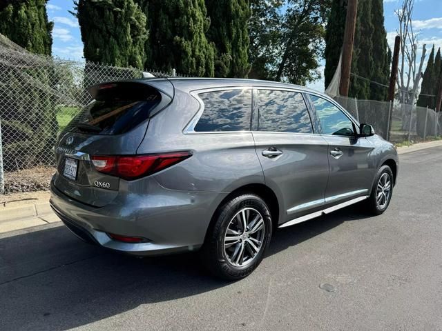 2017 INFINITI QX60 Base