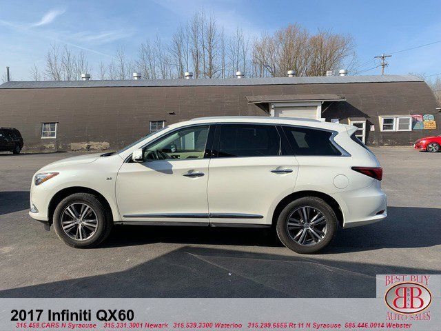 2017 INFINITI QX60 Base