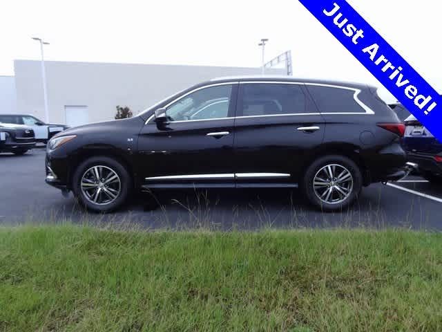 2017 INFINITI QX60 Base