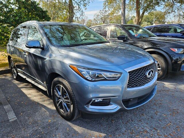 2017 INFINITI QX60 Base