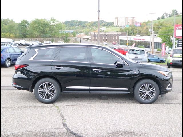 2017 INFINITI QX60 Base