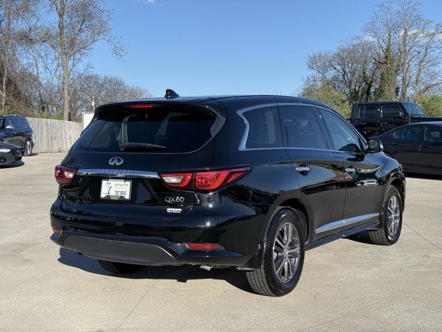 2017 INFINITI QX60 Base