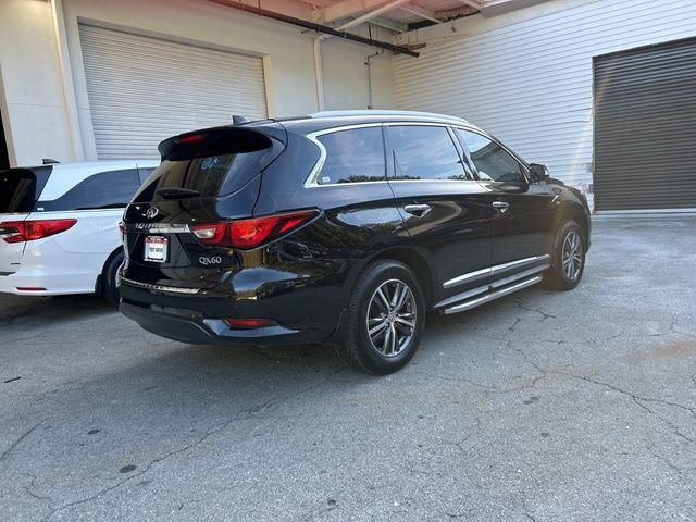 2017 INFINITI QX60 Base