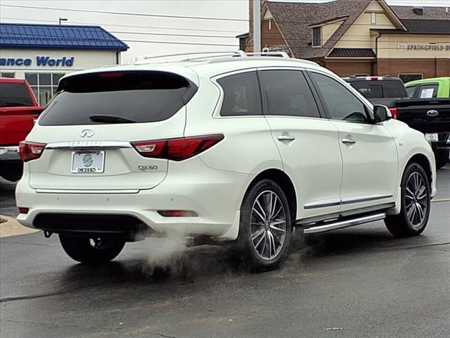 2017 INFINITI QX60 Base