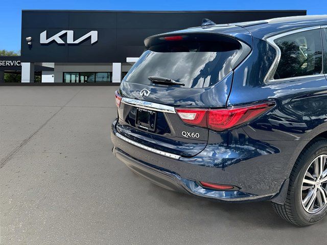 2017 INFINITI QX60 Base