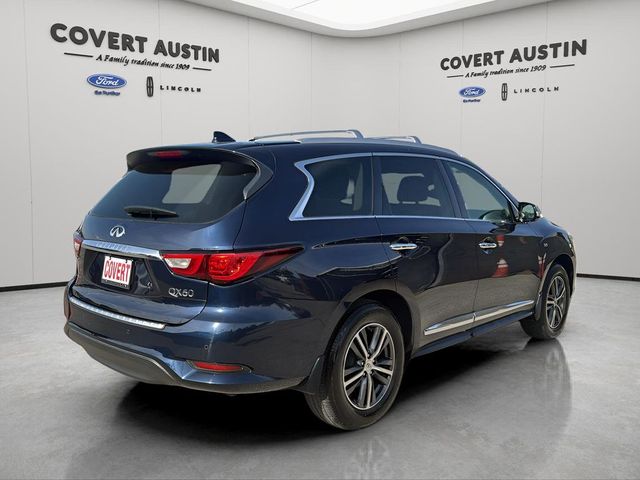 2017 INFINITI QX60 Base