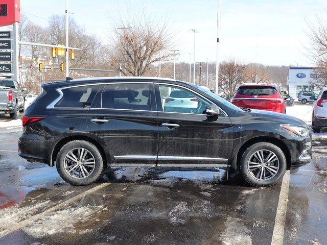 2017 INFINITI QX60 Base