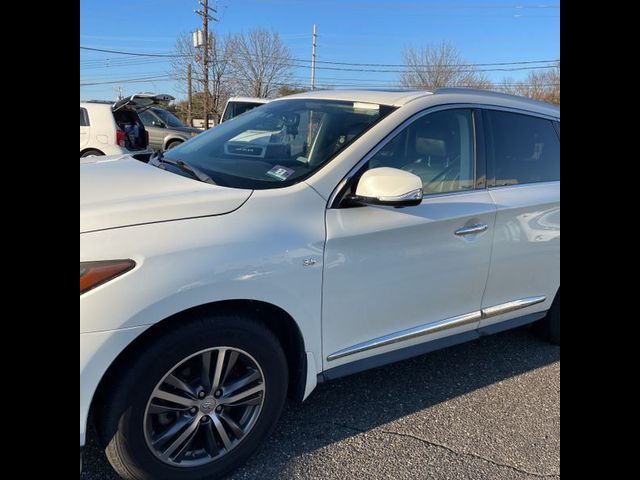 2017 INFINITI QX60 Base