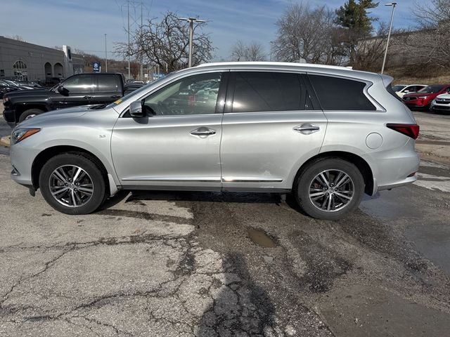 2017 INFINITI QX60 Base