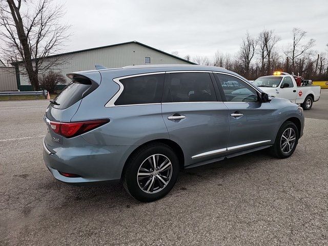 2017 INFINITI QX60 Base