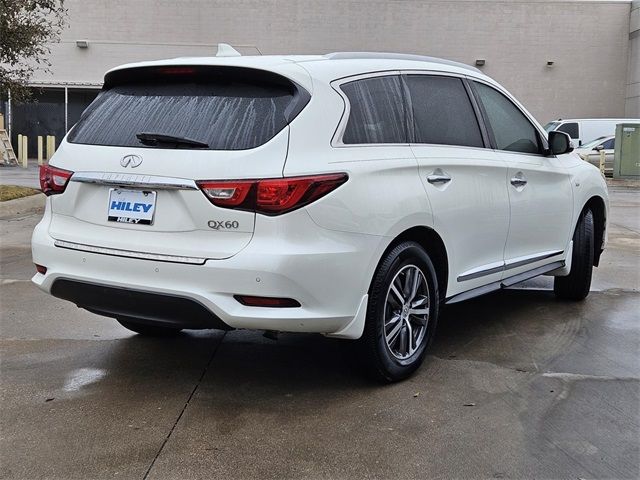 2017 INFINITI QX60 Base