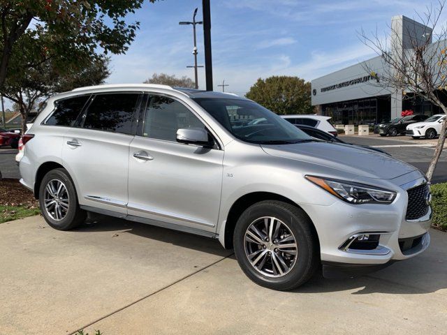 2017 INFINITI QX60 Base