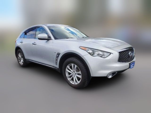 2017 INFINITI QX70 Base