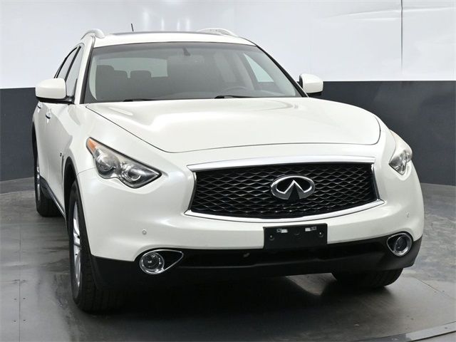 2017 INFINITI QX70 Base