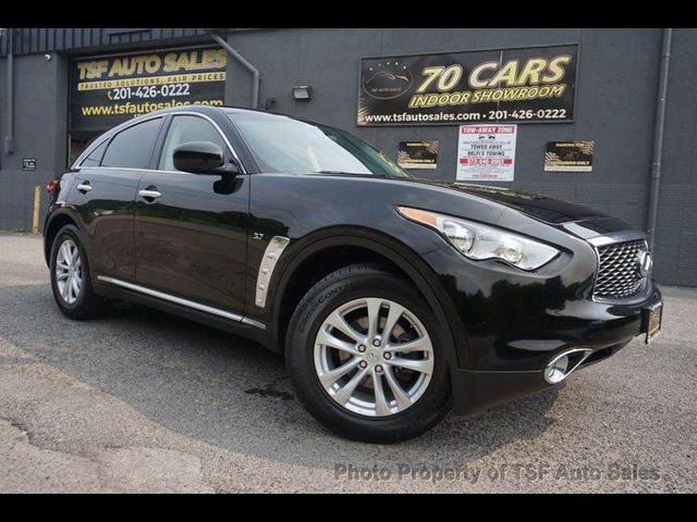 2017 INFINITI QX70 Base