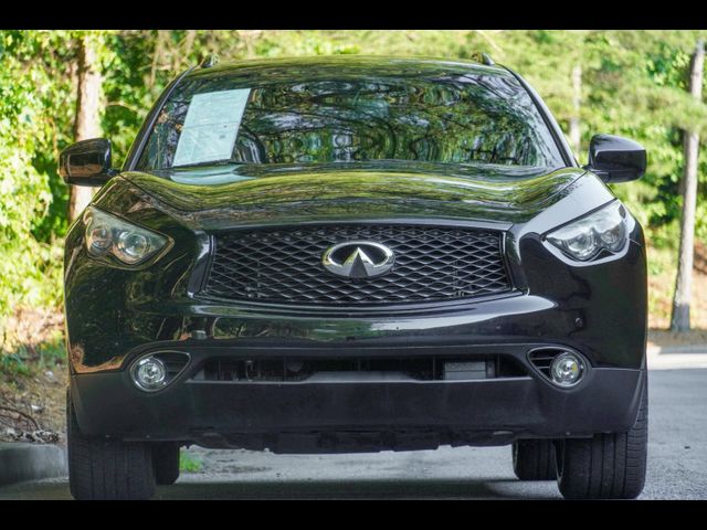 2017 INFINITI QX70 Base