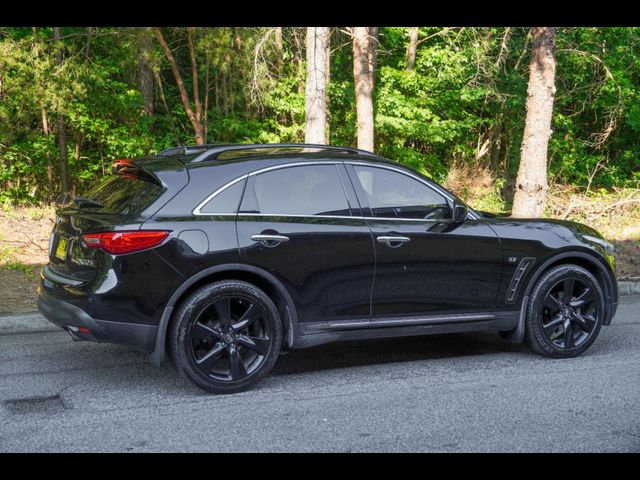 2017 INFINITI QX70 Base