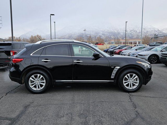 2017 INFINITI QX70 Base