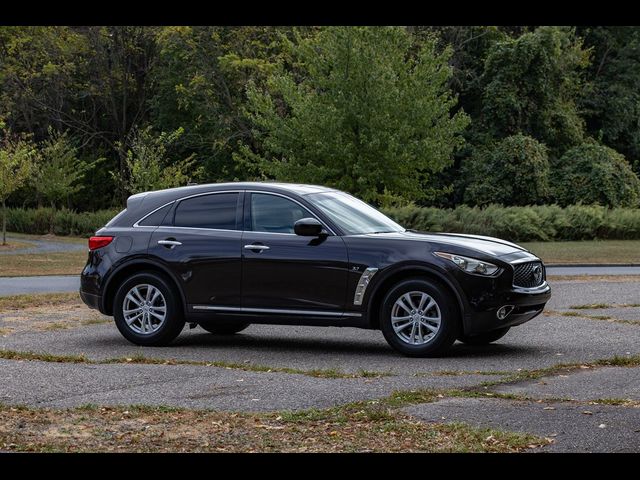 2017 INFINITI QX70 Base