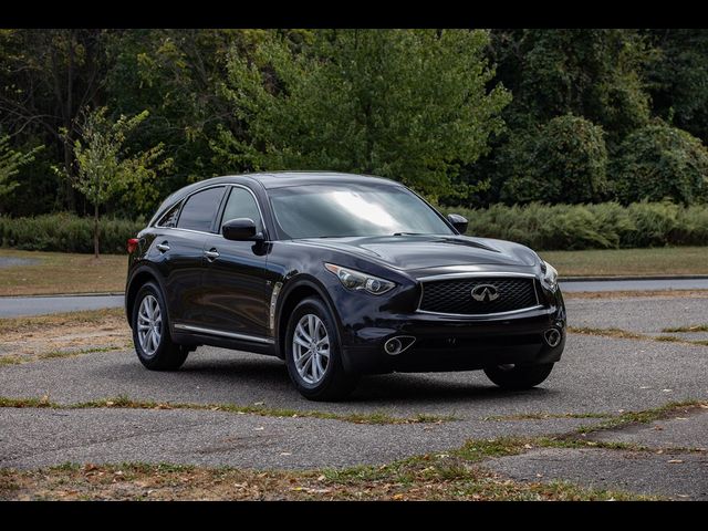 2017 INFINITI QX70 Base