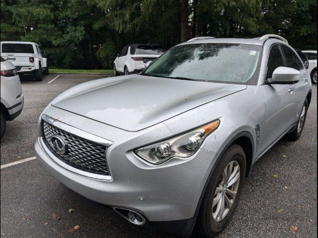 2017 INFINITI QX70 Base